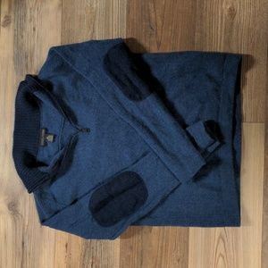 BOGO 💥 Banana Republic Cashmere sweater